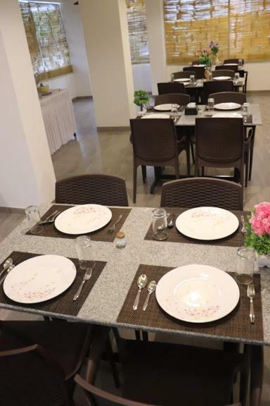 Emerald Vista Luxury Suites Pune Exterior photo